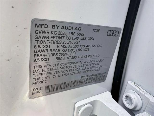 2025 Audi SQ5 Premium Plus TFSI quattro S tronic
