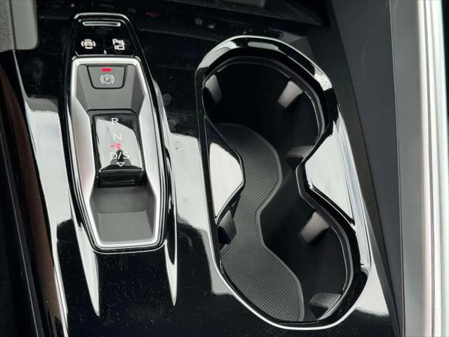 2025 Audi SQ5 Premium Plus TFSI quattro S tronic