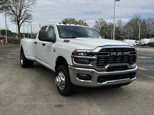 2026 Ram 3500 Tradesman Crew Cab 4x4 8 Box