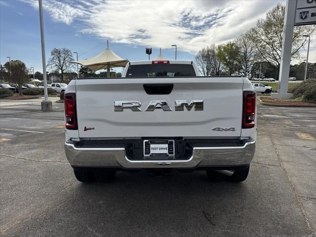 2026 Ram 3500 Tradesman Crew Cab 4x4 8 Box