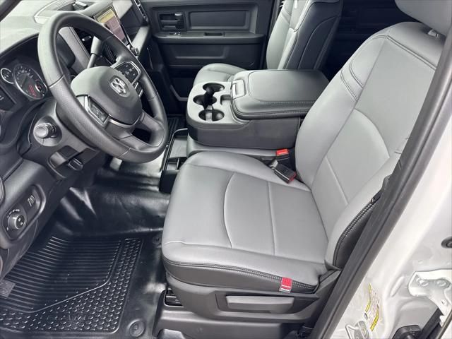 2026 Ram 3500 Tradesman Crew Cab 4x4 8 Box