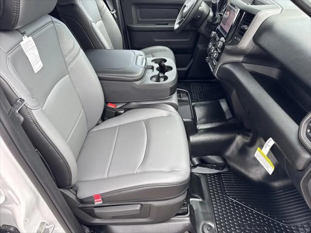 2026 Ram 3500 Tradesman Crew Cab 4x4 8 Box