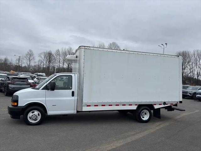 2024 Chevrolet Express Cutaway Work Van