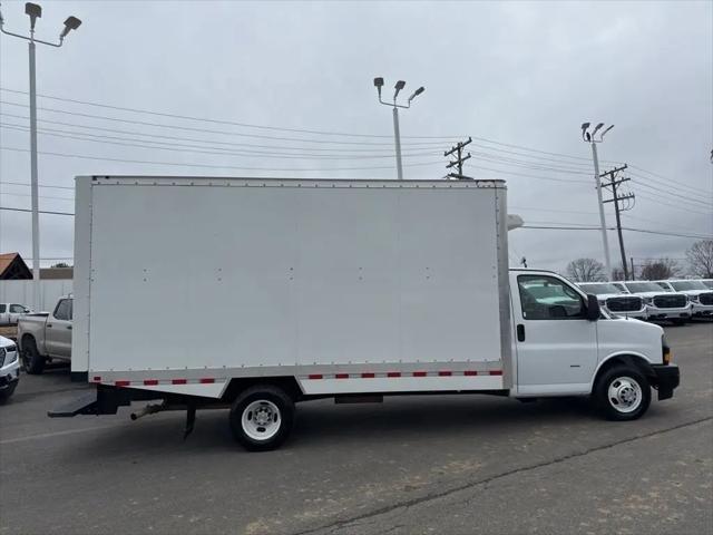 2024 Chevrolet Express Cutaway Work Van