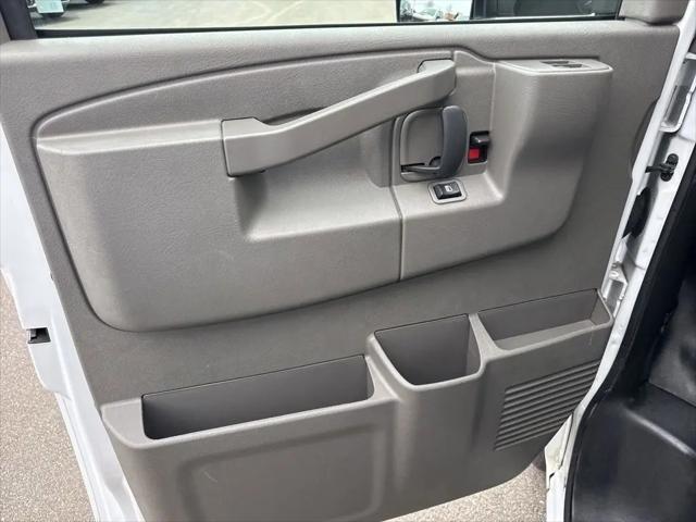 2024 Chevrolet Express Cutaway Work Van