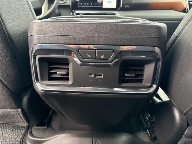 2025 GMC Sierra 1500 4WD Crew Cab Standard Box Denali