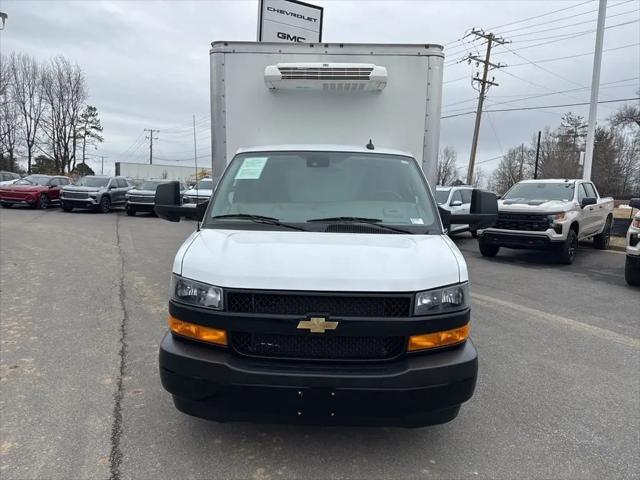 2024 Chevrolet Express Cutaway Work Van