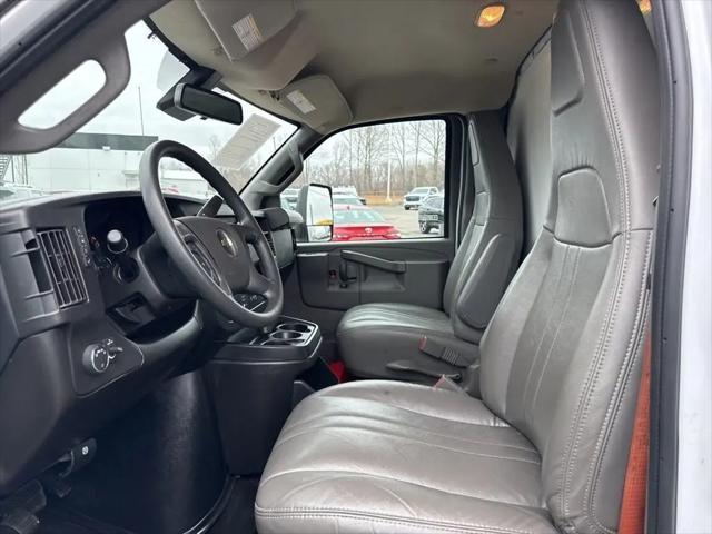 2024 Chevrolet Express Cutaway Work Van