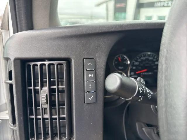 2024 Chevrolet Express Cutaway Work Van