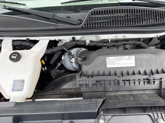 2024 Chevrolet Express Cutaway Work Van