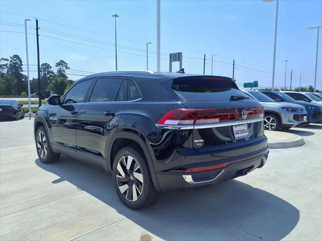 2026 Volkswagen Atlas Cross Sport SE with Technology