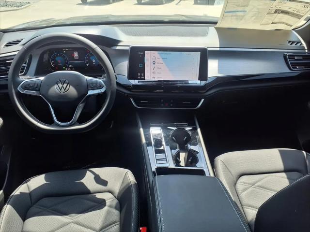 2026 Volkswagen Atlas Cross Sport SE with Technology