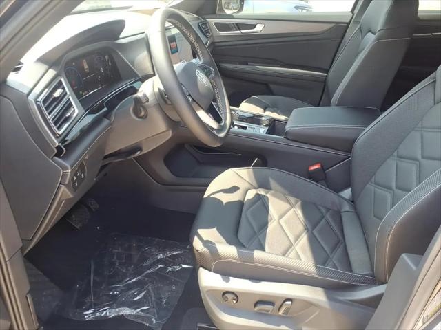 2026 Volkswagen Atlas Cross Sport SE with Technology