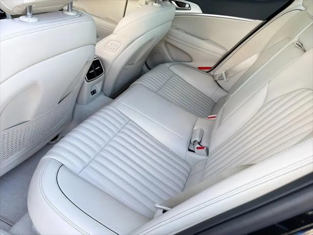 2026 Genesis G70 2.5T RWD Prestige