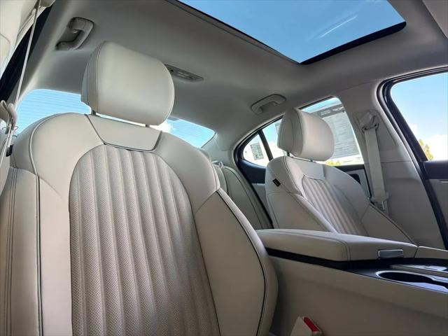 2026 Genesis G70 2.5T RWD Prestige