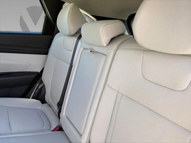 2026 Hyundai Tucson Hybrid Blue SE