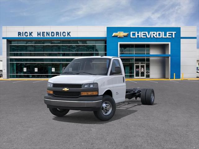 2026 Chevrolet Express Cutaway Work Van