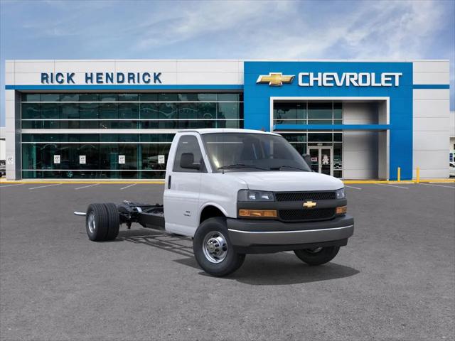 2026 Chevrolet Express Cutaway Work Van