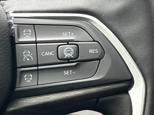 2026 Jeep Grand Cherokee L Altitude 4x4