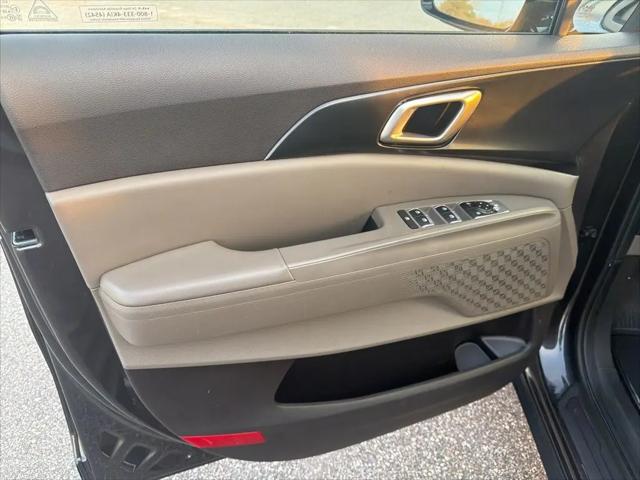 2025 Kia Carnival MPV LXS