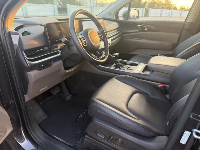 2025 Kia Carnival MPV LXS
