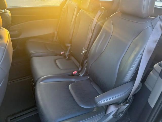 2025 Kia Carnival MPV LXS