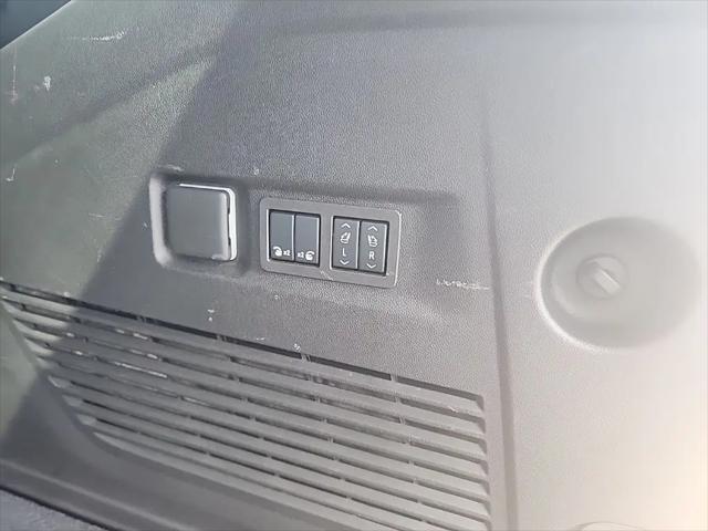 2025 GMC Yukon XL 4WD Denali
