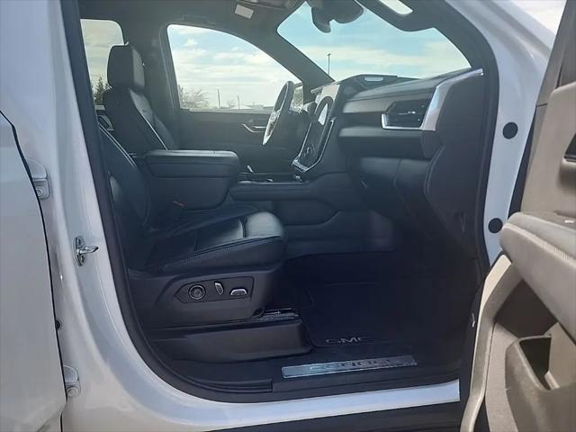 2025 GMC Yukon XL 4WD Denali