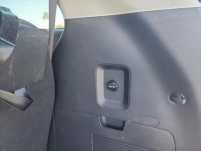 2025 Kia Carnival MPV LXS