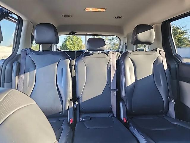 2025 Kia Carnival MPV LXS