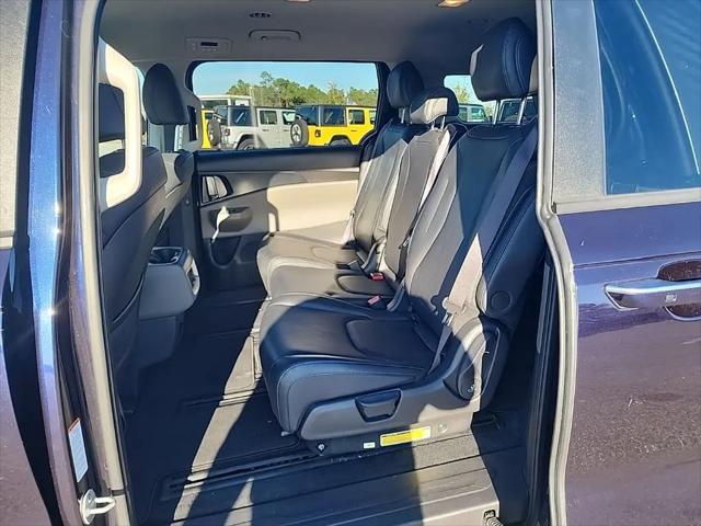 2025 Kia Carnival MPV LXS