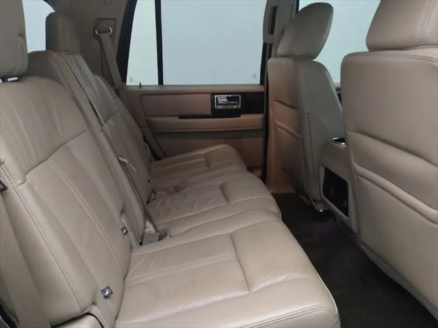 2017 Lincoln Navigator Select