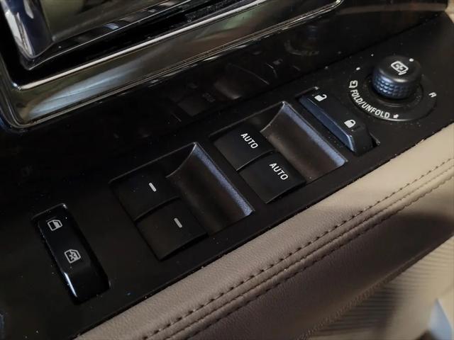 2017 Lincoln Navigator Select