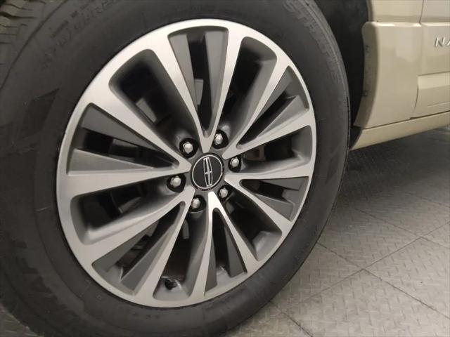 2017 Lincoln Navigator Select