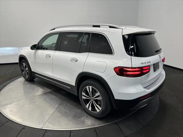 2026 Mercedes-Benz GLB 4MATIC