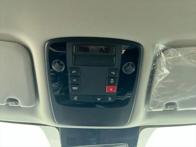 2026 Kia Carnival MPV LX