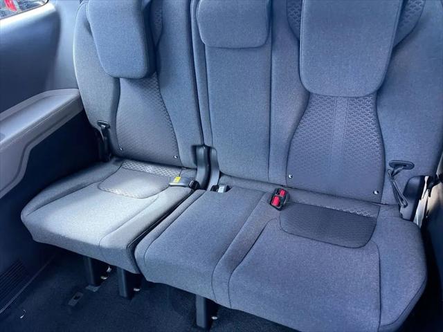 2026 Kia Carnival MPV LX