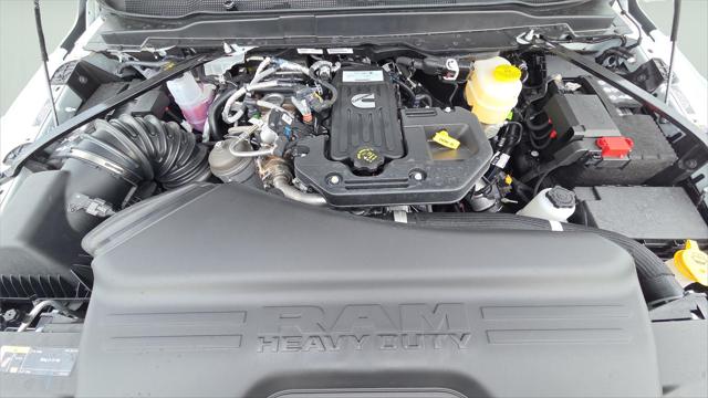 2026 Ram 3500 Tradesman Crew Cab 4x4 8' Box