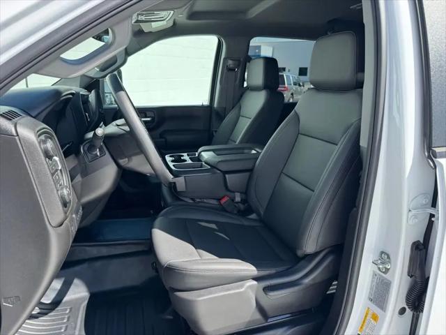 2026 Chevrolet Silverado 3500HD Crew Cab, Long Bed, WT Dual Rear Wheel, RWD