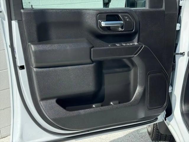 2026 Chevrolet Silverado 3500HD Crew Cab, Long Bed, WT Dual Rear Wheel, RWD