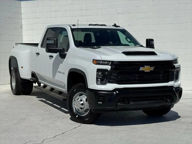 2026 Chevrolet Silverado 3500HD Crew Cab, Long Bed, WT Dual Rear Wheel, RWD