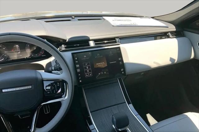 2026 Land Rover Range Rover Velar P250 Dynamic SE