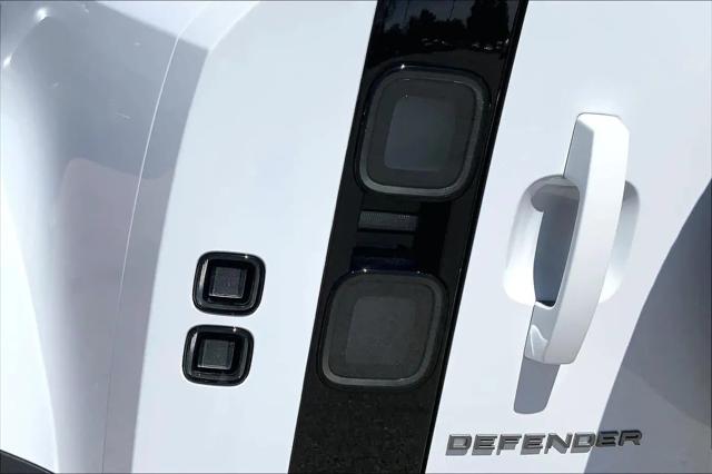 2026 Land Rover Defender P300 S