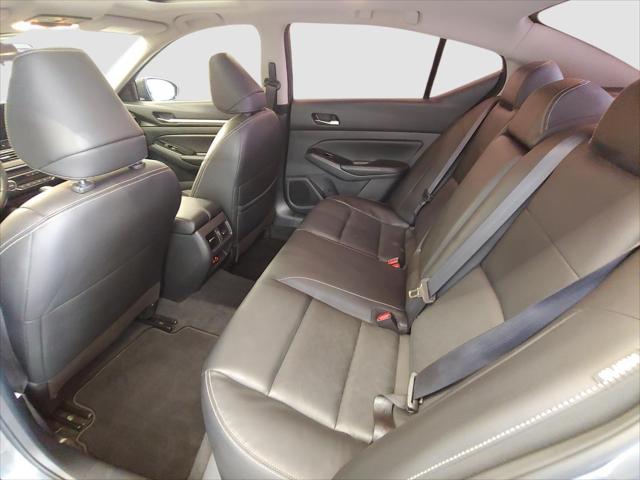 2024 Nissan Altima SL FWD
