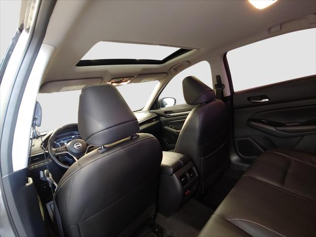 2024 Nissan Altima SL FWD