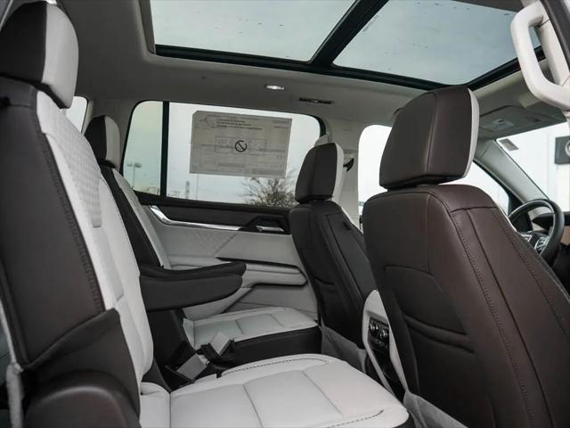 2026 GMC Acadia Denali AWD