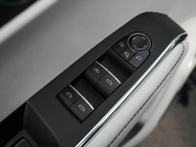 2026 GMC Acadia Denali AWD