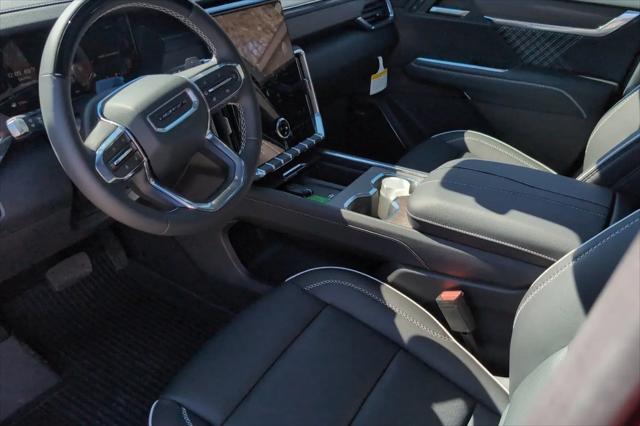2026 GMC Acadia Denali FWD