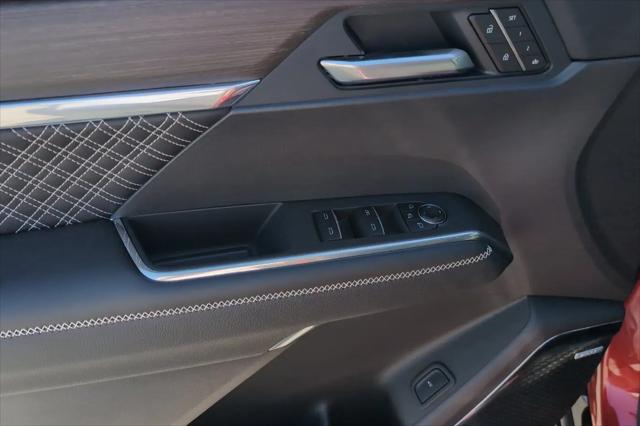 2026 GMC Acadia Denali FWD
