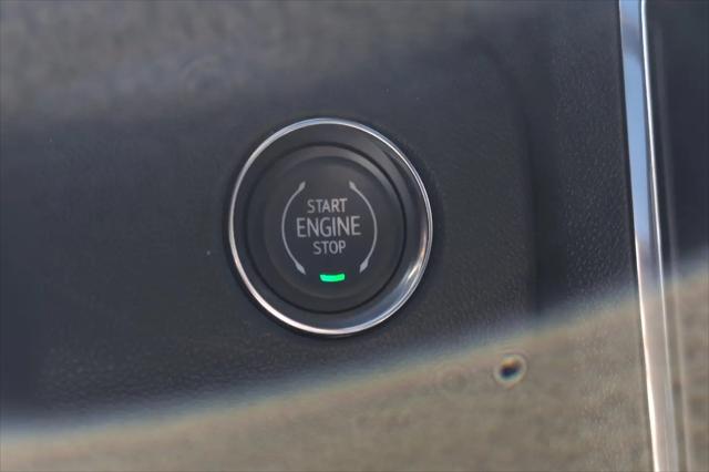 2026 GMC Acadia Denali FWD
